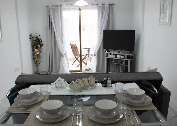 Apartment,Near The Beach Pinikoudes