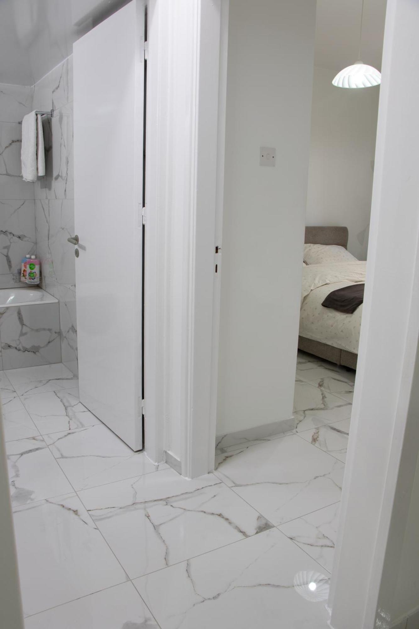 Apartment,near The Pinikoudes * Larnaca