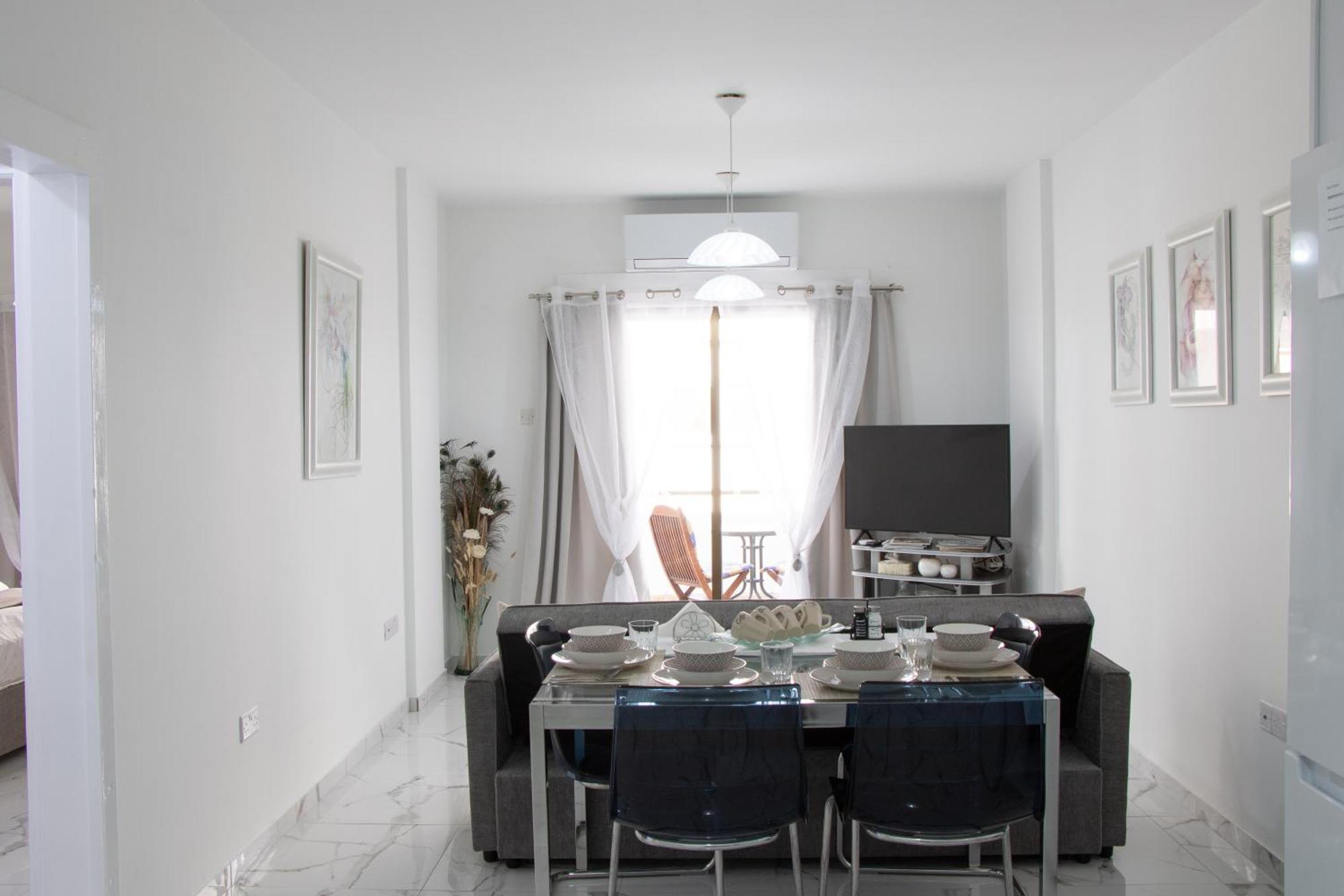 Appartement Apartment,near The Pinikoudes